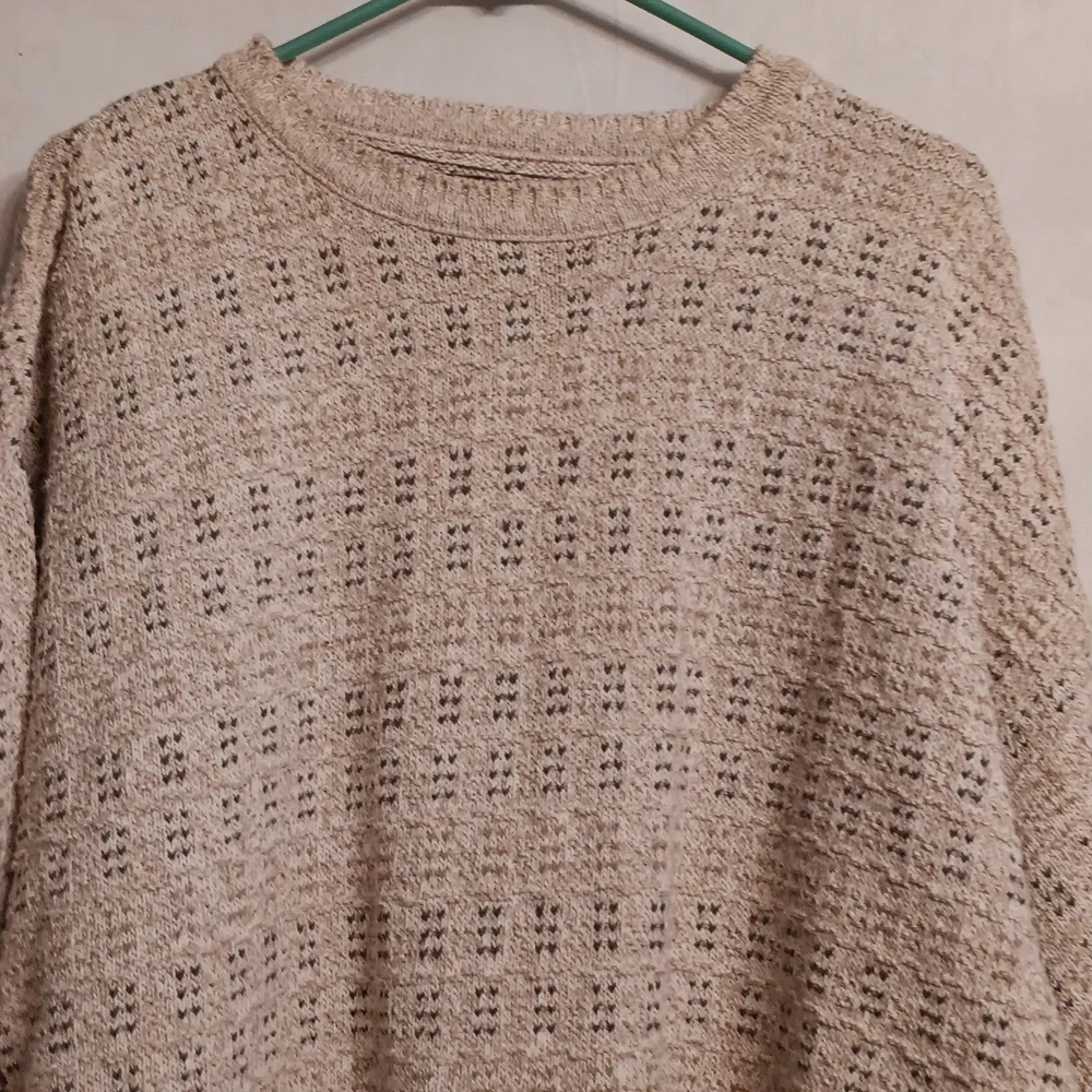 Roundtree & Yorke Men's Cream Sweater Size L